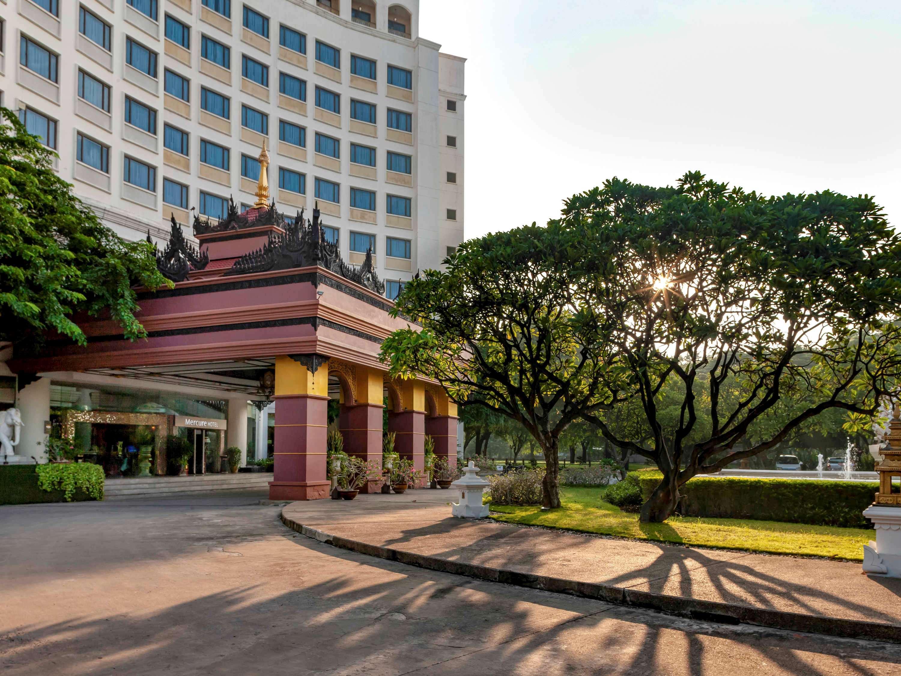 Mercure Mandalay Hill Resort מראה חיצוני תמונה